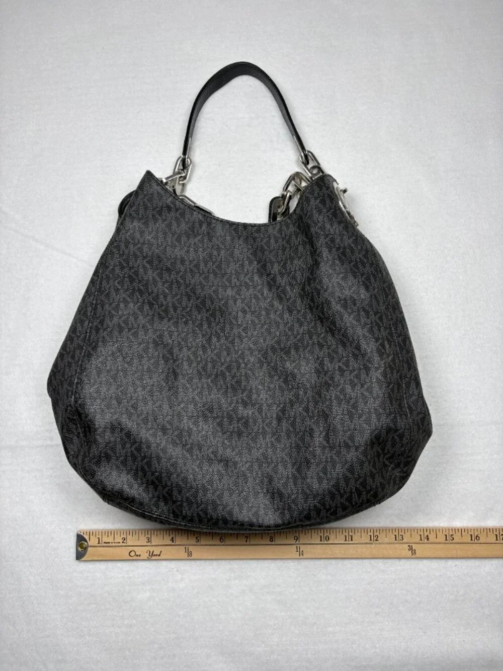 Michael Kors Fulton Large Chain Shoulder Tote Bag Black Monogram Quiet Luxury